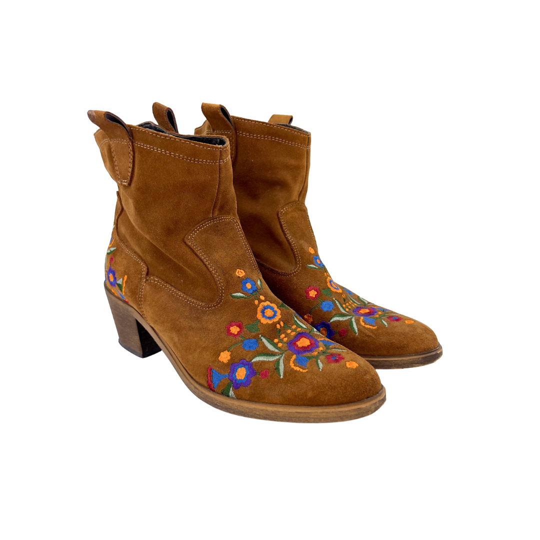 Brown Suede Ankle Boots with Floral Embroidery