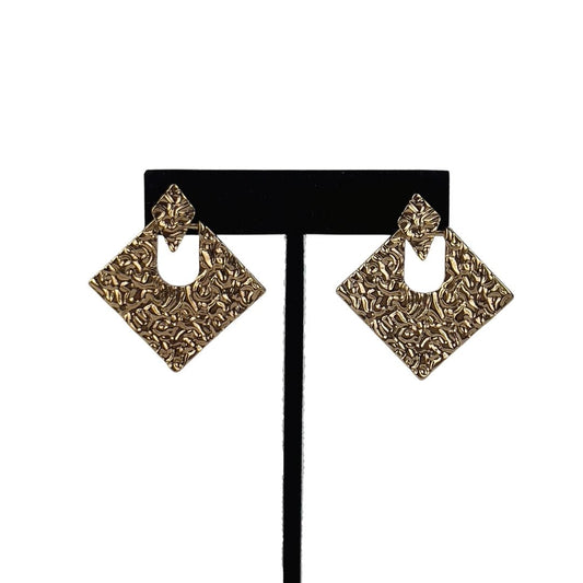 Hammered Gold Drop Diamond Earring