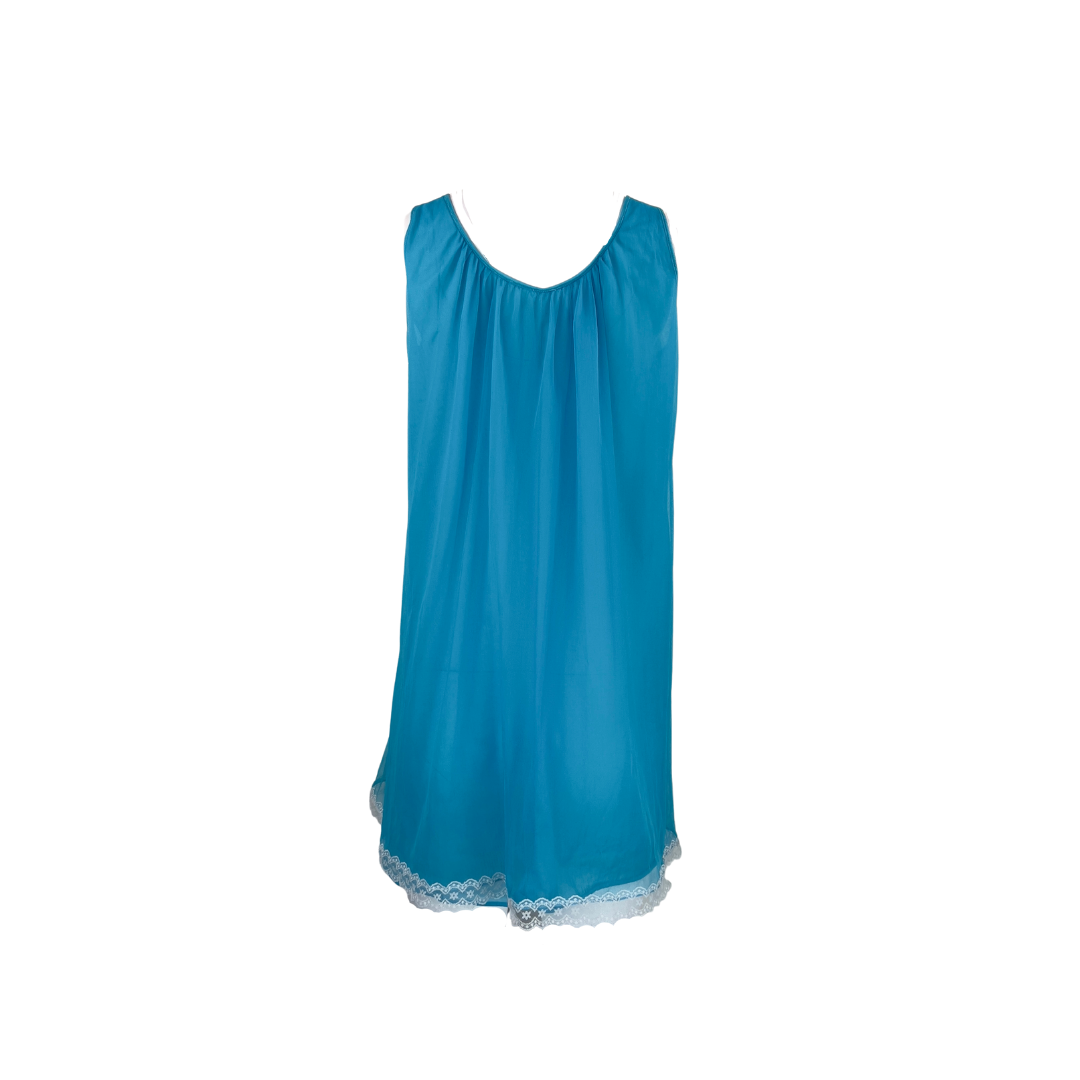 Sleeveless Short Blue Nightgown with Lace down Front and on Hem